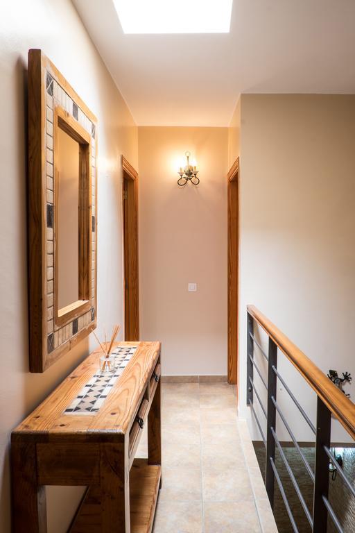 Amazing Duplex 3 Bedrooms Good Wifi With Terrace & Bbq คอร์ราเลโฮ ภายนอก รูปภาพ