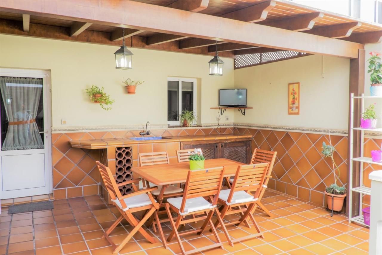 Amazing Duplex 3 Bedrooms Good Wifi With Terrace & Bbq คอร์ราเลโฮ ภายนอก รูปภาพ
